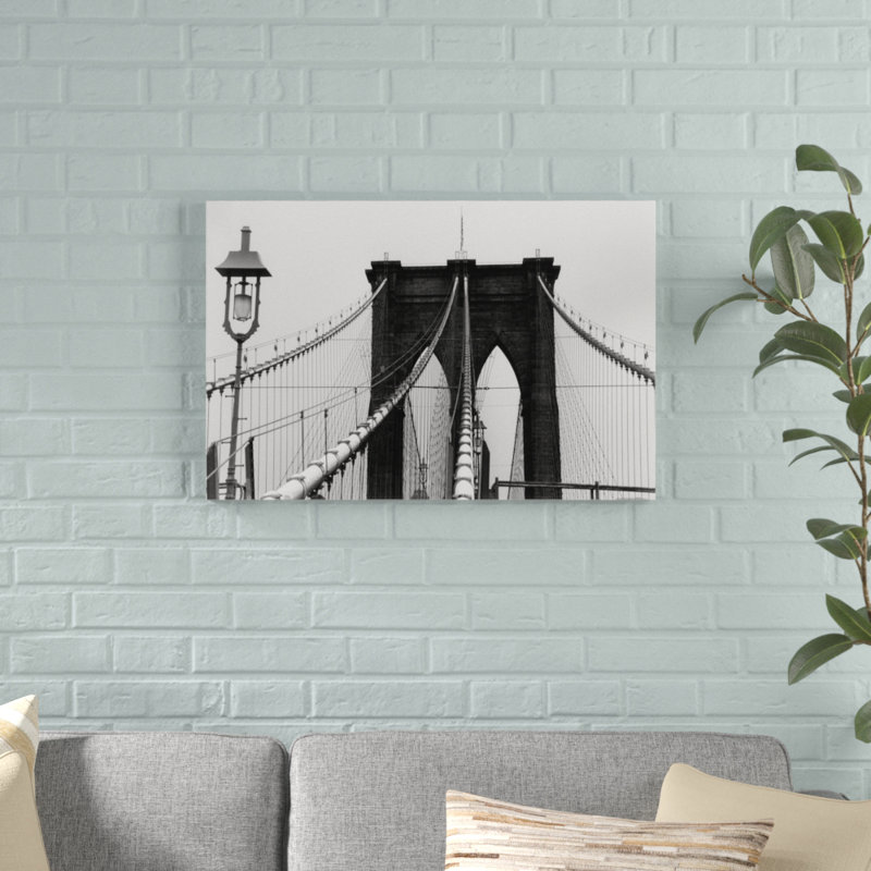 «Brooklyn Suspension I», photographie sur toile, H 20 po x l 30 po