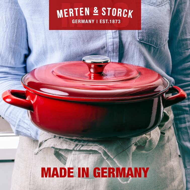 Merten and Storck, Enameled Iron 7-Quart Dutch Oven, Blue