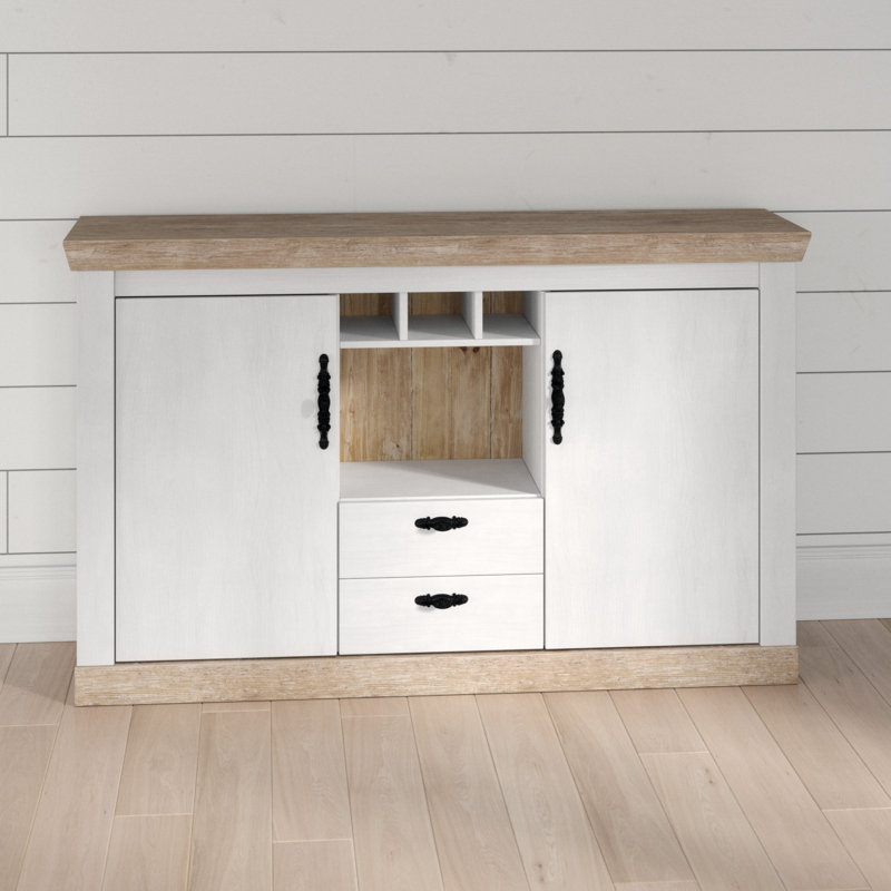 Saybrook 168cm Sideboard