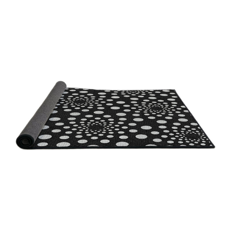Tapis noir / blanc à pois, Carré 7 pi
