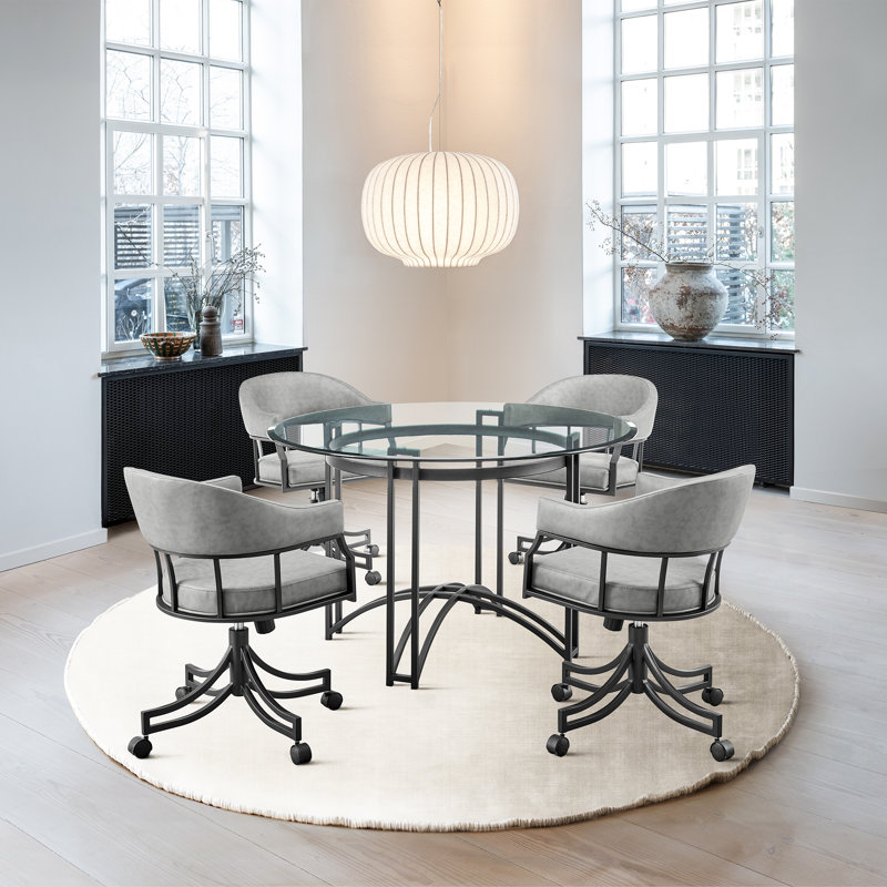 Ensemble repas pour 4 personnes Jarmila