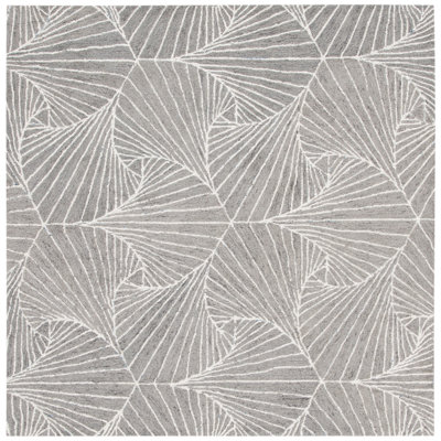 Anakin Geometric Handmade Tufted Wool and Cotton Gray/Ivory Area Rug
