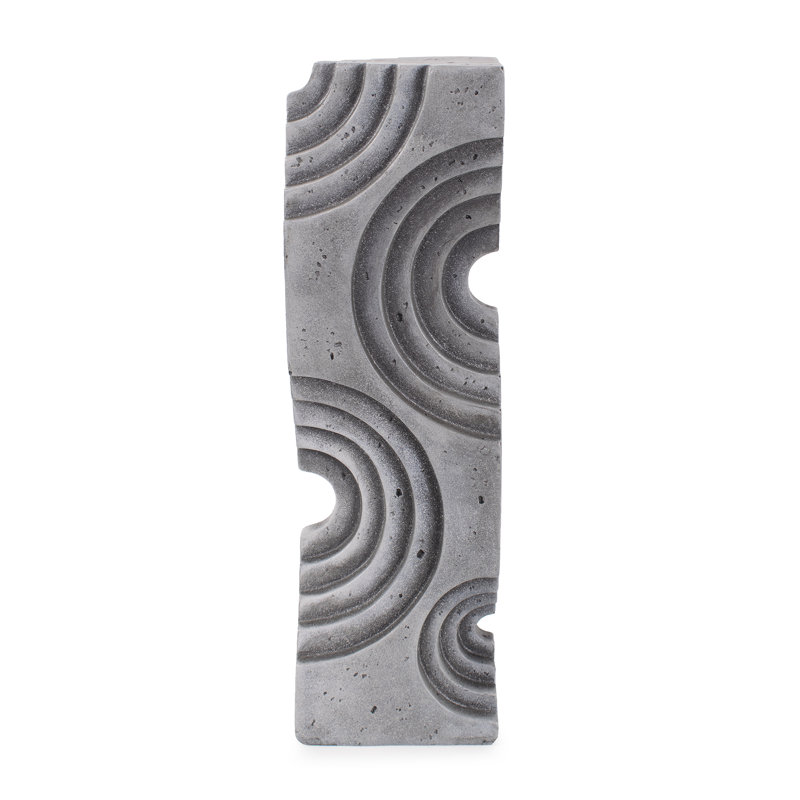 Sculpture Kamber, H 14 po x l 4,37 po x P 2,87 po