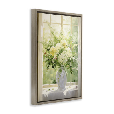 Arrangement floral dans une fenêtre encadrée par Gina Kelly
