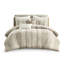 161532927-E60E Comforter