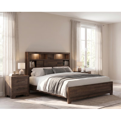 3 Piece Bedroom Set With Two Nightstands And Queen Bedframe