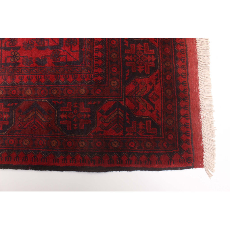 Hollifield Red Rug 4'4" x 6'7"