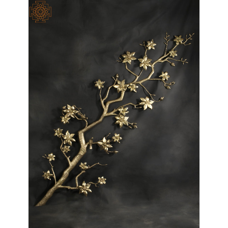 Très grande décoration murale en forme de branche d'arbre en laiton 90 po avec fleurs et boutons