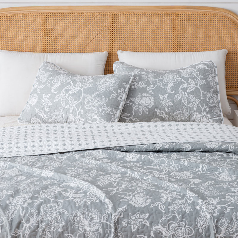 Gray King Reversible Microfiber Floral Quilt Set
