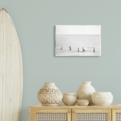 «Pelicans on Shore», art mural par Dennis Frates