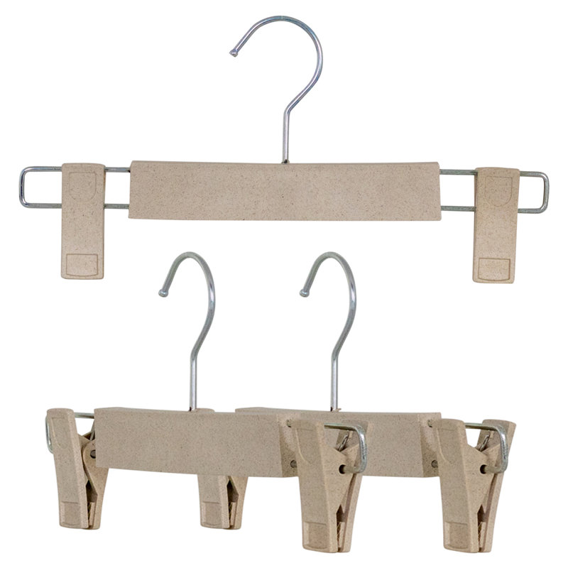 Cintre en plastique pour accessoires, Brun clair