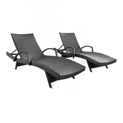 Set Of 2 Pe Wicker Chaise Lounge With Arm