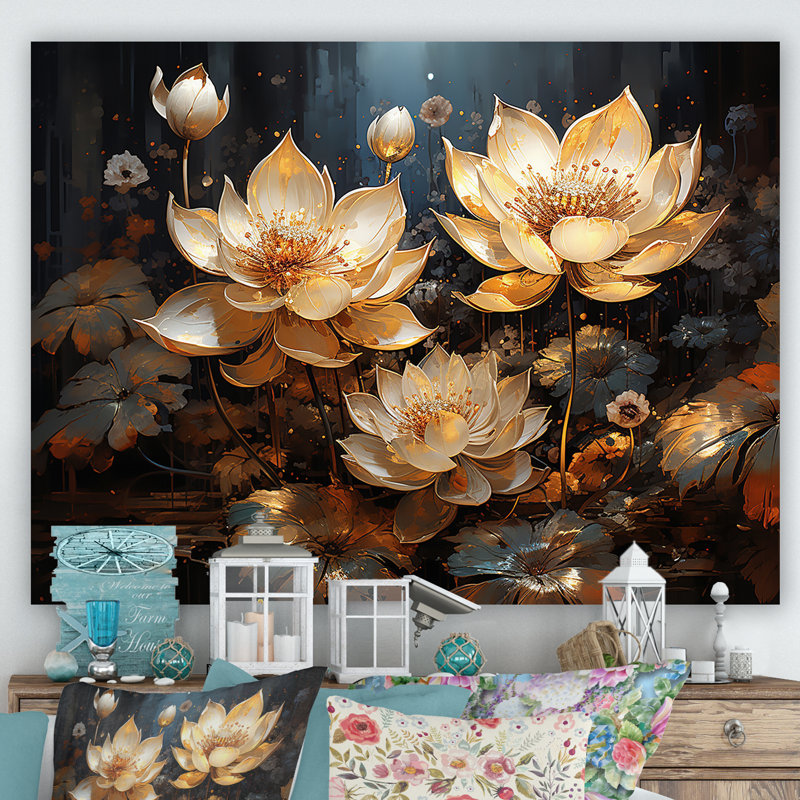 Golden Lotus Tranquility III sur toile, Toile tendue, H 16 po x l 32 po x P 1 po