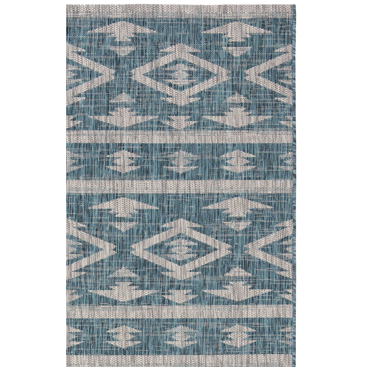 Amarien Southwestern Indoor/Outdoor Area Rug