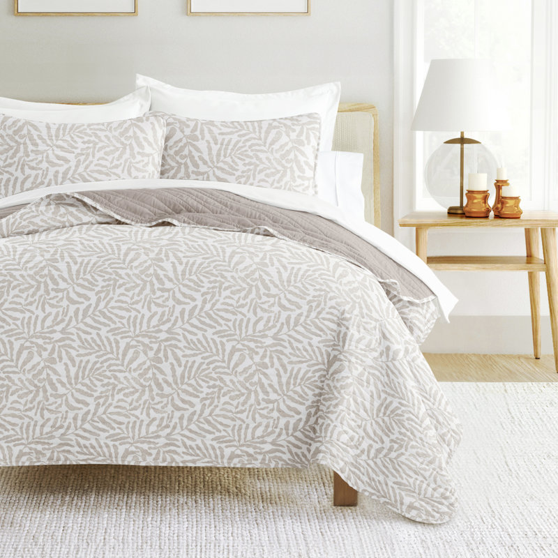 Quilt Set- Lightweight - All Season Quilted Coverlet - Tossed Ferns, Queen Quilt + 2 Standard Shams, Taupe