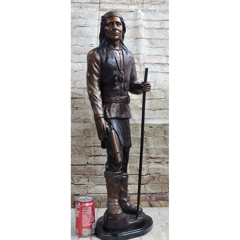 Figurines et sculptures