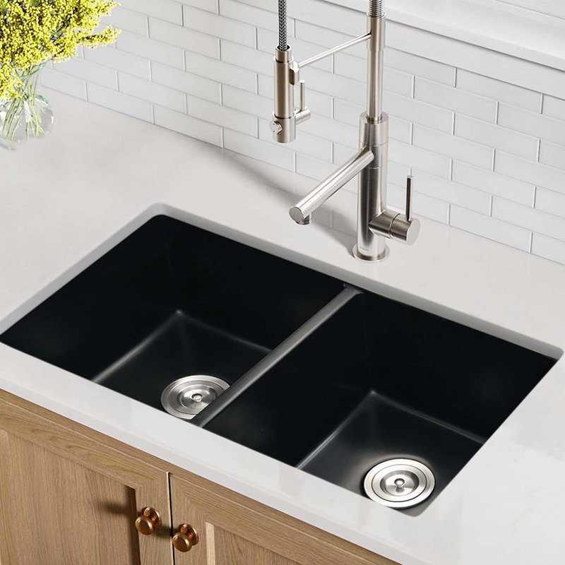 Évier de cuisine à double cuve encastrable 32 po x l 18 po avec crépine