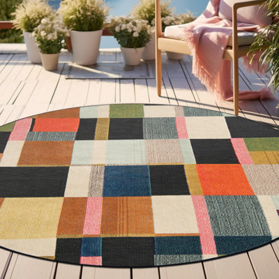 Bungalow Rose Tamaris Caimin Indoor/Outdoor Area Rug