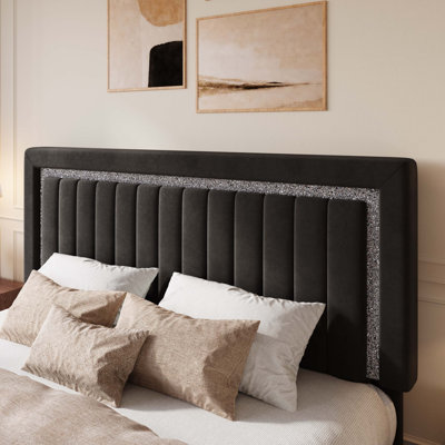 Lit plateforme moderne en velours capitonné avec tiroirs de rangement, tête de lit large et réglable avec éclairage DEL, format king, sommier non requis