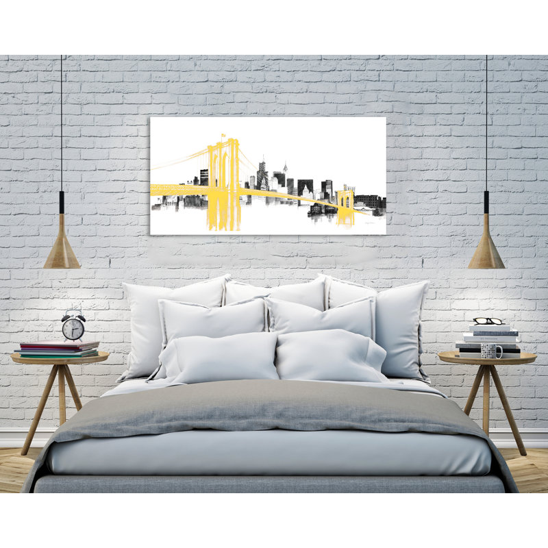 «Skyline Crossing Yellow» par Avery Tillmon - impression sur toile tendue, H 12 po x l 24 po x P 1,5 po