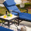 Chaise longue inclinable de 68 po avec coussins et table Ouellette-1063298412