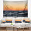 Tapisserie «Seashore Red Dramatic» sur une plage-28507752