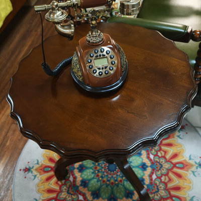 Modern Solid Wood End Table