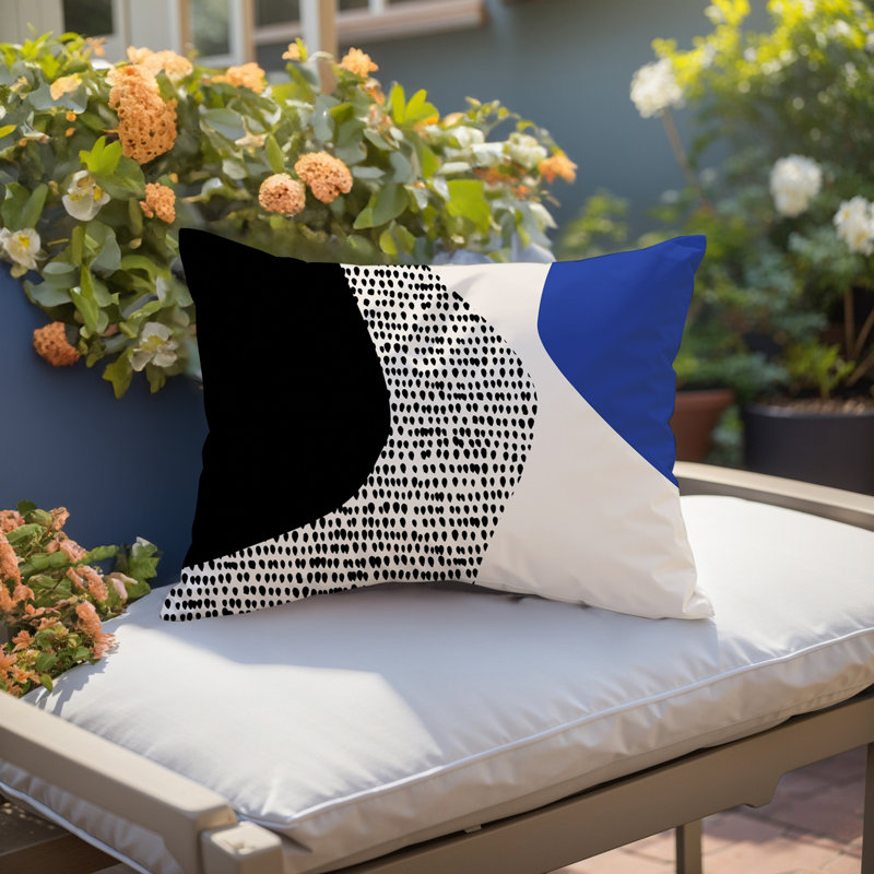 Coussin lombaire réversible intérieur / extérieur Vikka, H 14 po x l 20 po, Bleu marine / noir / blanc cassé