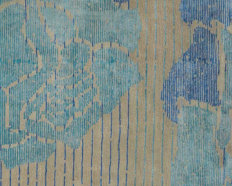 Lux Rose Hand Woven Silk and Wool Floral Area Rug, Rectangle 6' x 9'
