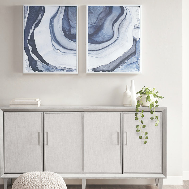 Art mural sur toile - Un motif abstrait bleu et blanc rehausse la création d'un décor de salon qui rehausse l'esthétique de la chambre à coucher