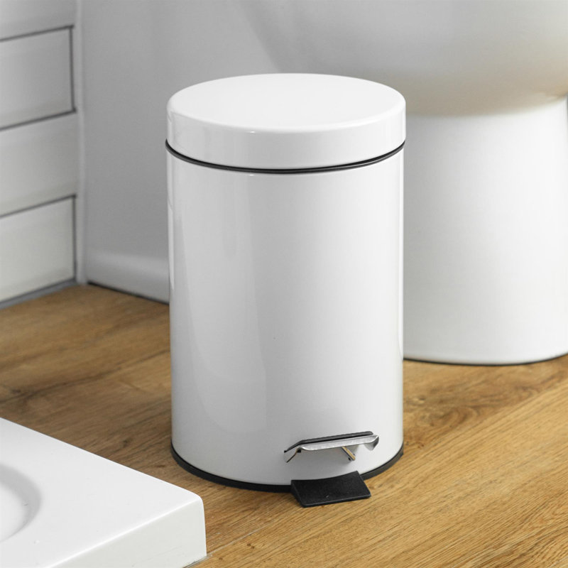 Harbour Housewares 3L Round Bathroom Pedal Bin, White