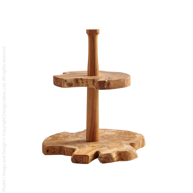 Cuzzort Tiered Stand