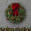 Couronne de Noël classique éclairée 30 po