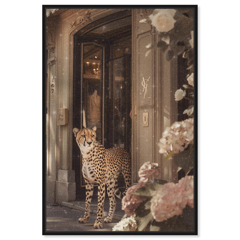«Cheetah at the Store», designer de mode sur toile par Art Remedy, Cadre noir, H 37 po x l 25 po