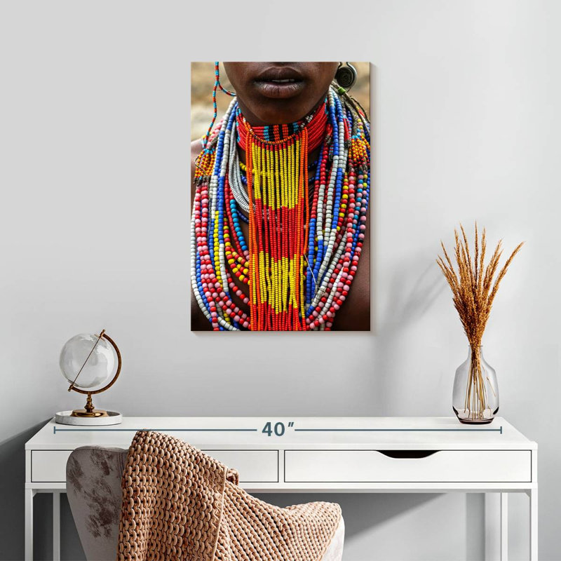 Femme Leisha Arbore Tribe, H 24 po x l 16 po