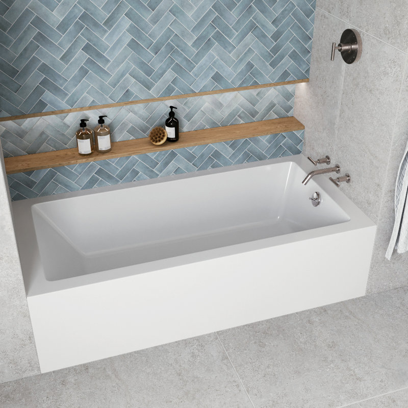 Baignoire en alcôve en acrylique blanc brillant avec drain extérieur 66 po x 32 po Streamline, Nickel brossé