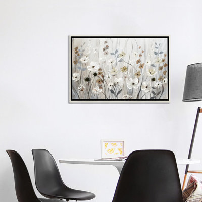 «Misty Meadow Field» encadré par Nan Print