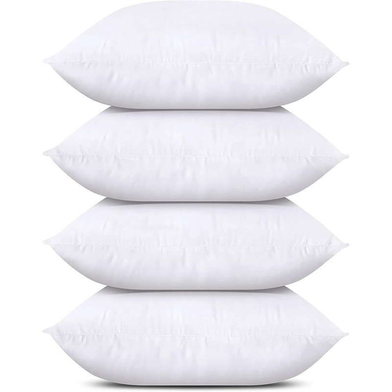 Ensemble de 4 housses de coussins décoratifs de Noël pour l'hiver, décoration de Noël pour canapé-lit, Blanc, Carré 18 po