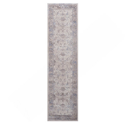 Beige / Traditional Area Rug