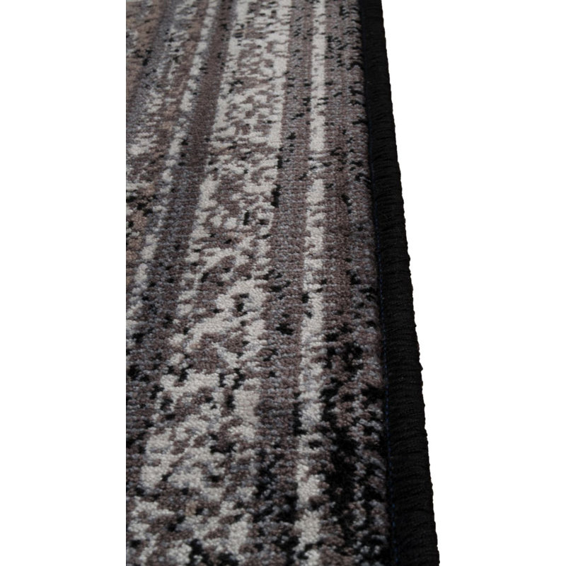 Oriental Area Rug in Black, Rectangle 6'7" x 9'10"