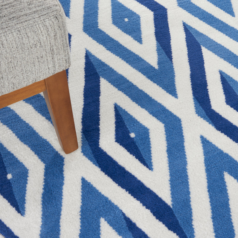 Geometric Indoor Rug, Runner 2' x 8'