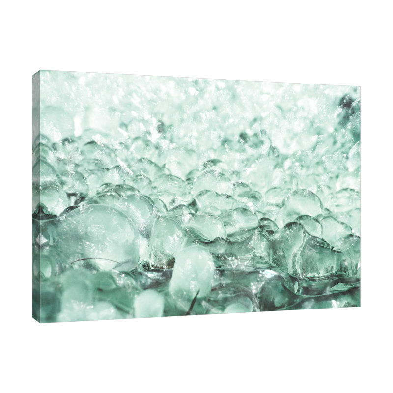 «Bubble Mint 1» par Marcus Prime, reproduction sur toile tendue, H 12 po x l 16 po x P 1,5 po