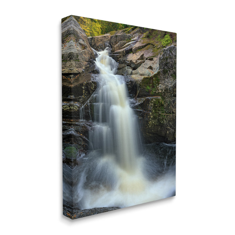 «Peaceful Waterfall Splashing Rocks» par Rick Berk - photographie, H 20 po x l 16 po x P 1,5 po, Toile tendue