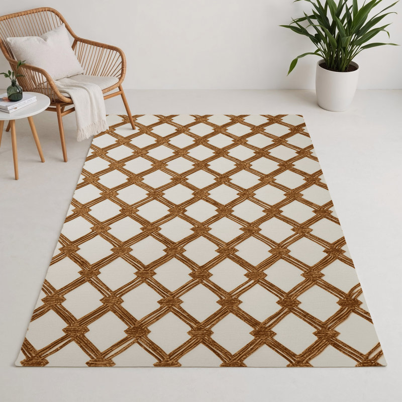 Trellis Beige Indoor and Outdoor Area Rug, Rectangle 5' x 7'