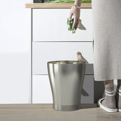 Panier à déchets ouverts 1,25 gallons en métal Special