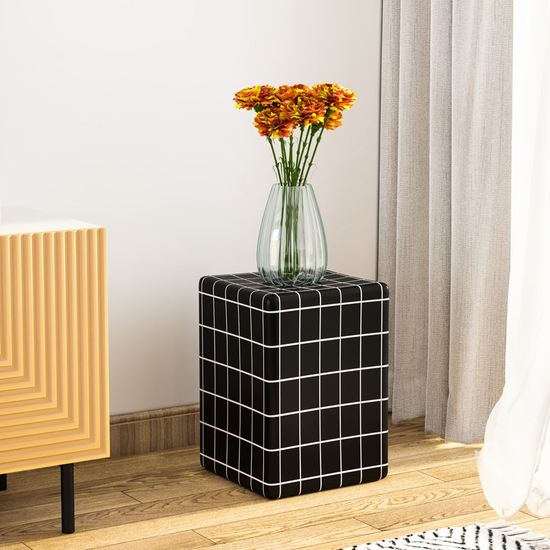 Afrodita End Table, Black