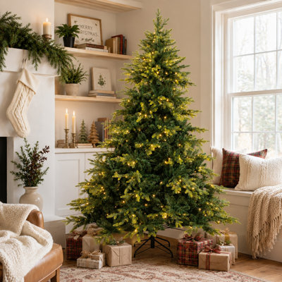 210' H Christmas Tree