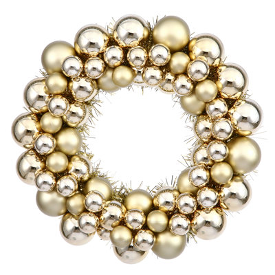 Shiny and Matte Ball Wreath