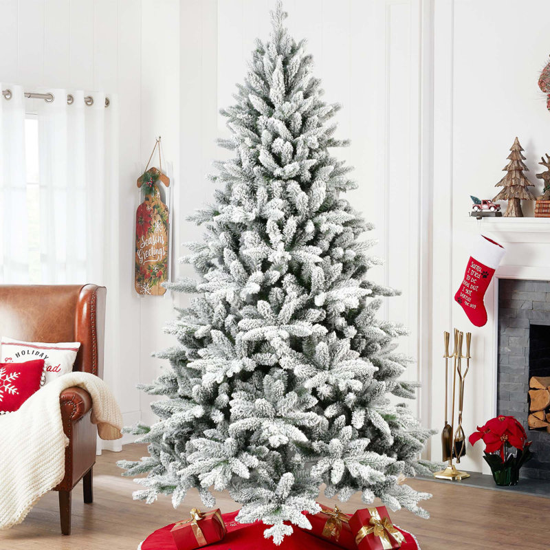 Arbre de Noël réaliste à charnière avec support en métal, H 5 pi