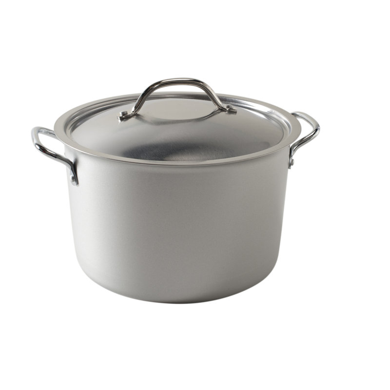 Nordic Ware 8-qt. Restaurant Stock Pot with Lid